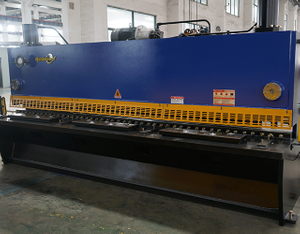 4x4000mm CNC-Hydraulik-Guillotine-Schermaschine für Edelstahlschneiden